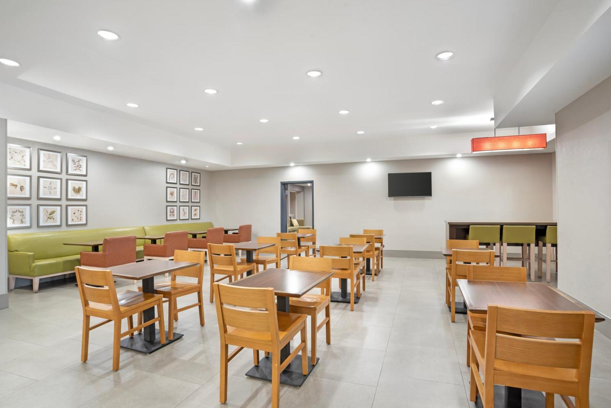 Hotel Comfort &